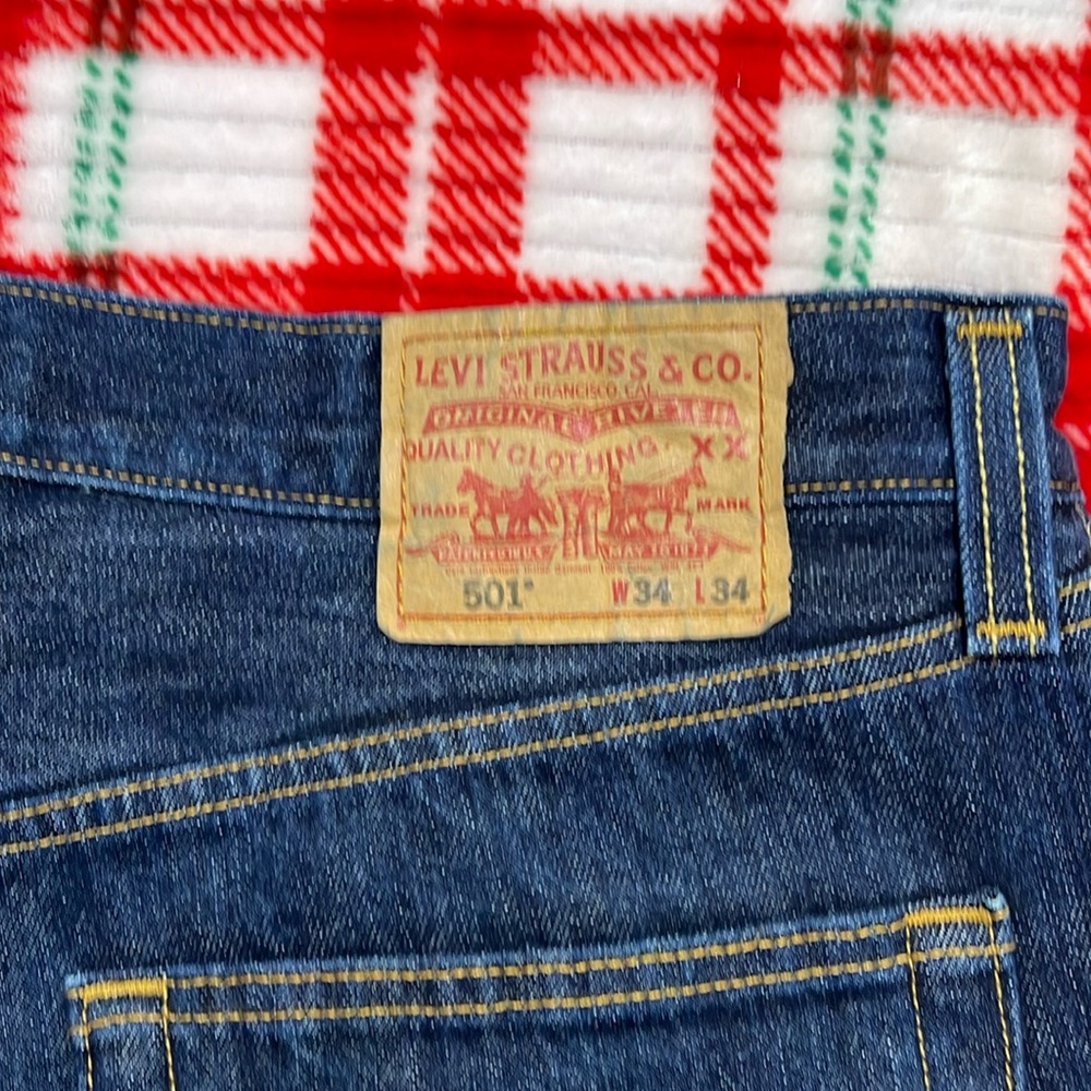 Men’s Levi’s 501 jeans